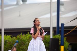 2022-christmas-carols-13