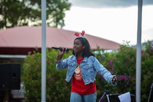 2022-christmas-carols-28