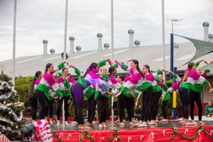 2022-christmas-carols-37