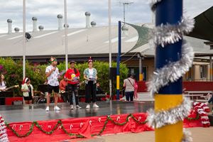 2022-christmas-carols-48