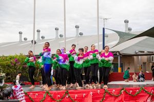 2022-christmas-carols-65