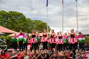 2022-christmas-carols-70