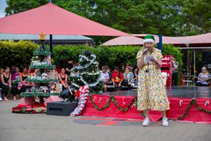 2022-christmas-carols-73