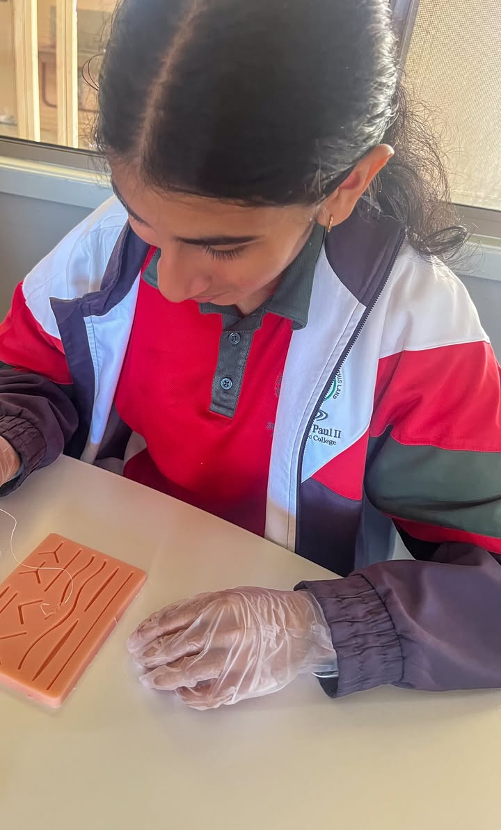 1066436125485907_1529815349147980-1