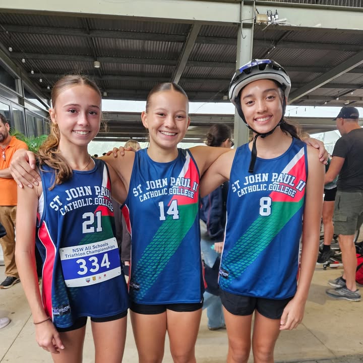 1066436125485907_1611604380969076-1