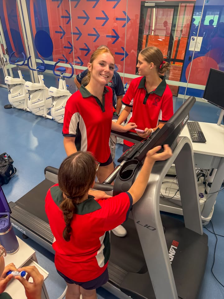 1066436125485907_1622159009913613-1